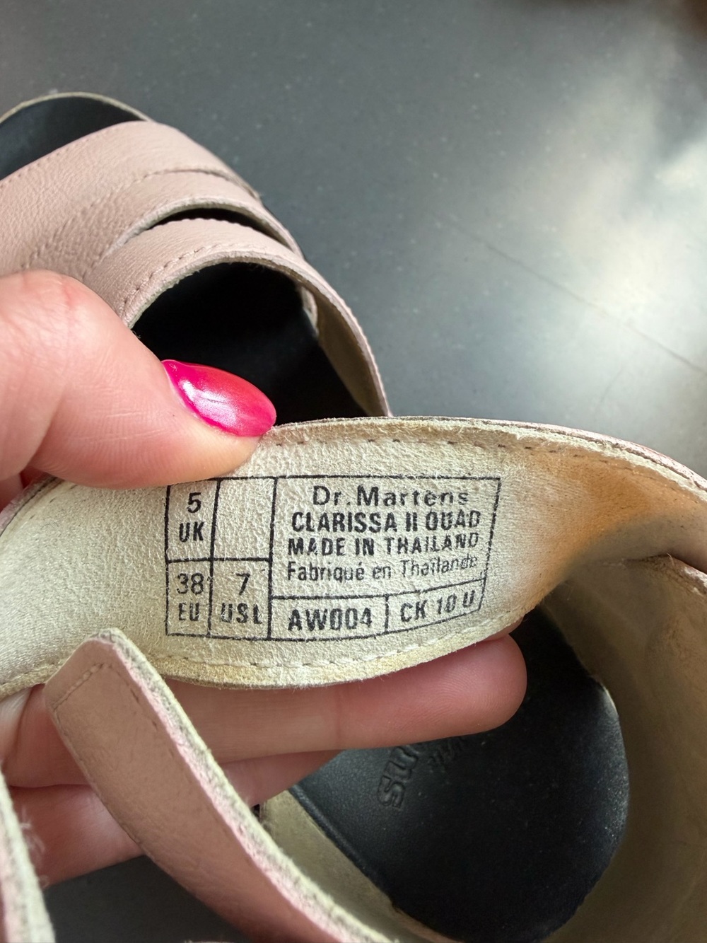 Light pink Doc Marten Sandals - Picture 4 of 6